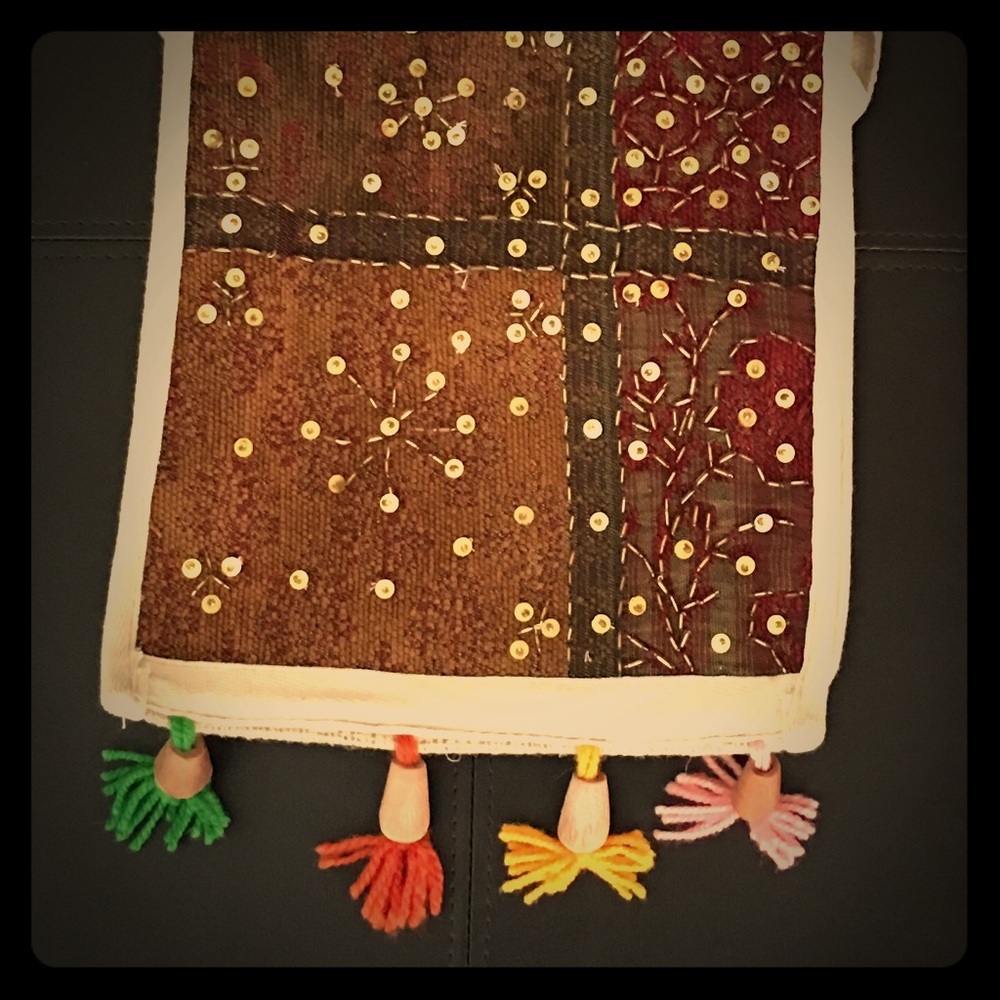 Vintage Purse w/ tassels